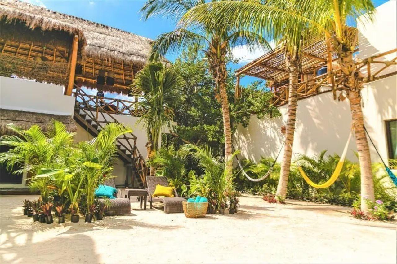 La Puerta Azul Beachfront - Adults Only Hotel Isla Holbox Exterior photo