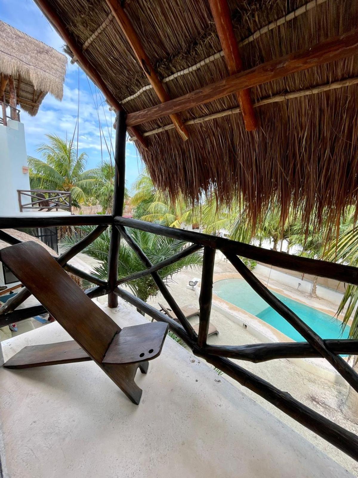 La Puerta Azul Beachfront - Adults Only Hotel Isla Holbox Exterior photo