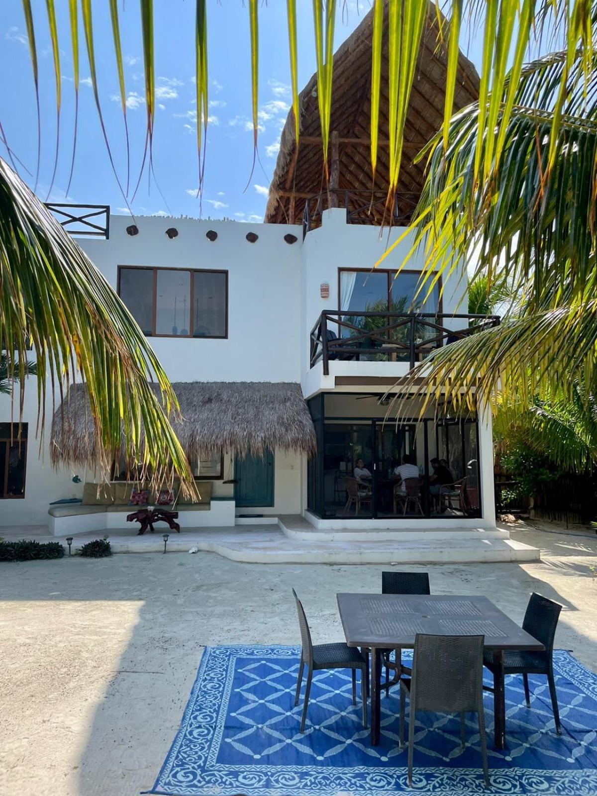 La Puerta Azul Beachfront - Adults Only Hotel Isla Holbox Exterior photo