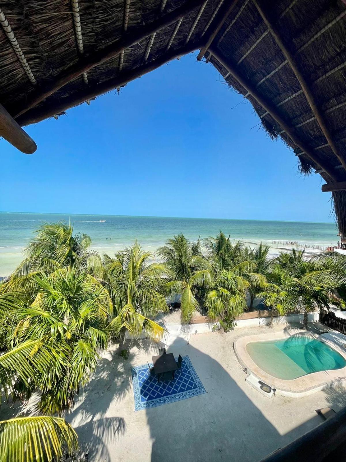 La Puerta Azul Beachfront - Adults Only Hotel Isla Holbox Exterior photo