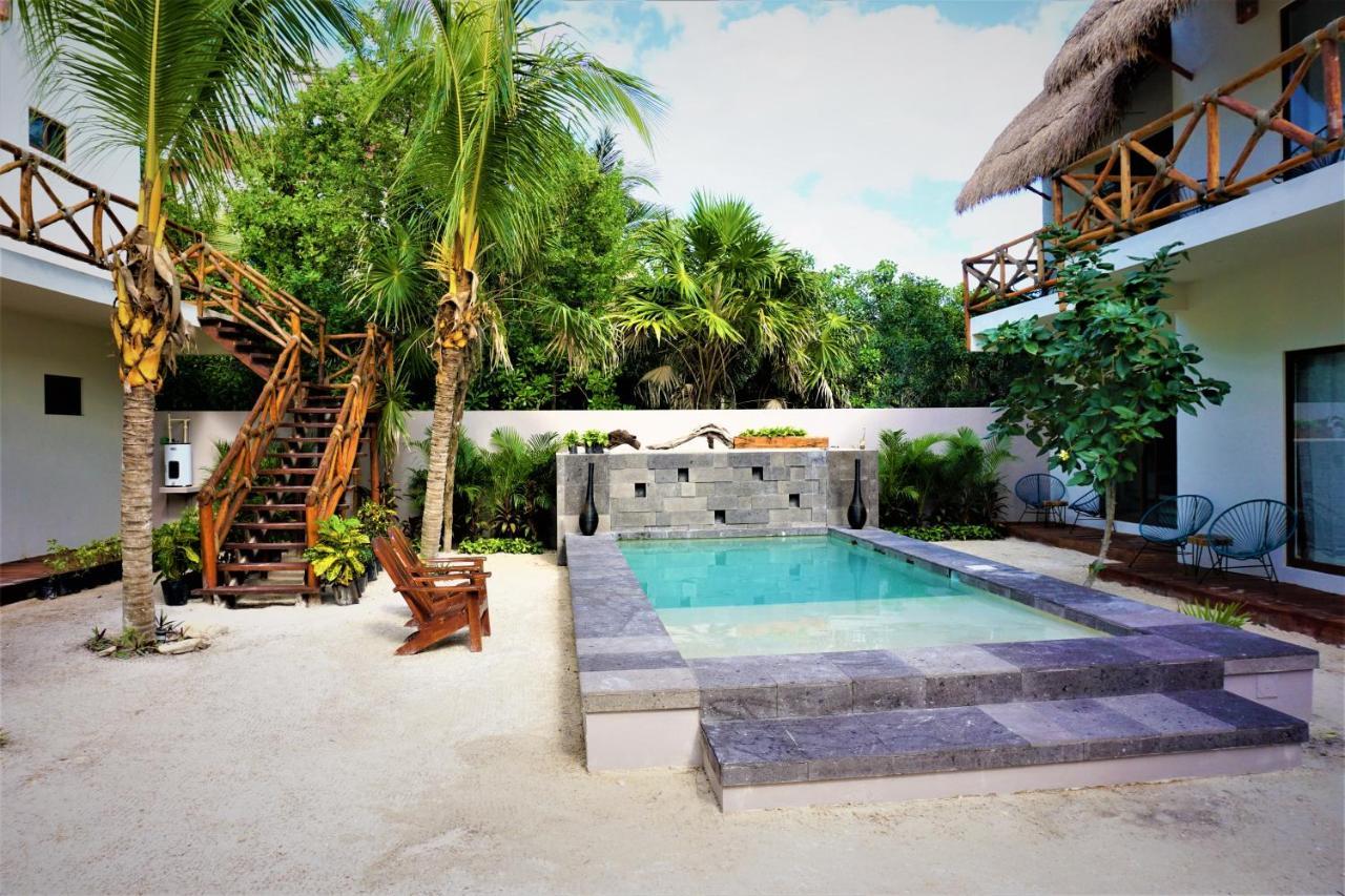 La Puerta Azul Beachfront - Adults Only Hotel Isla Holbox Exterior photo