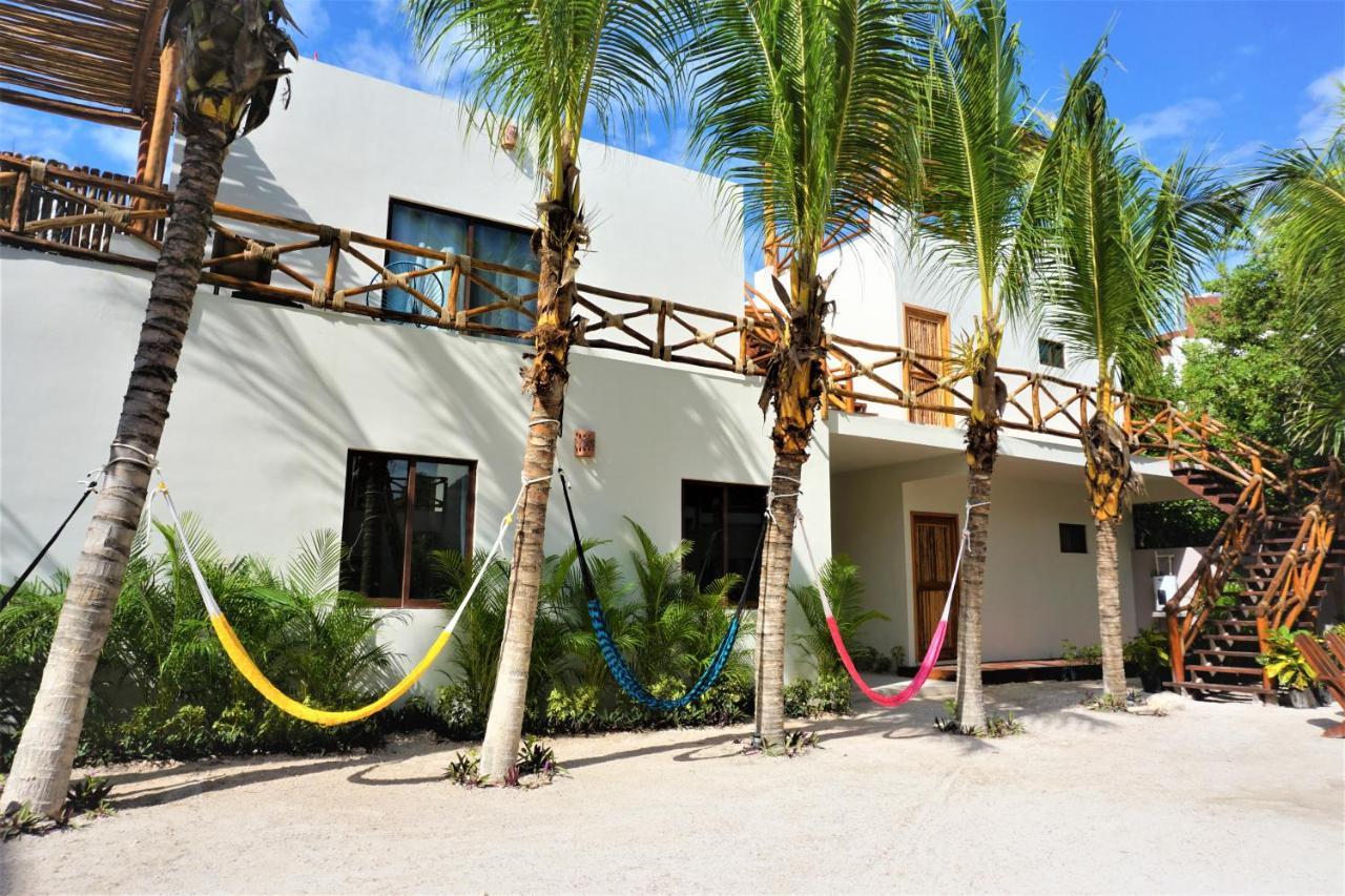 La Puerta Azul Beachfront - Adults Only Hotel Isla Holbox Exterior photo