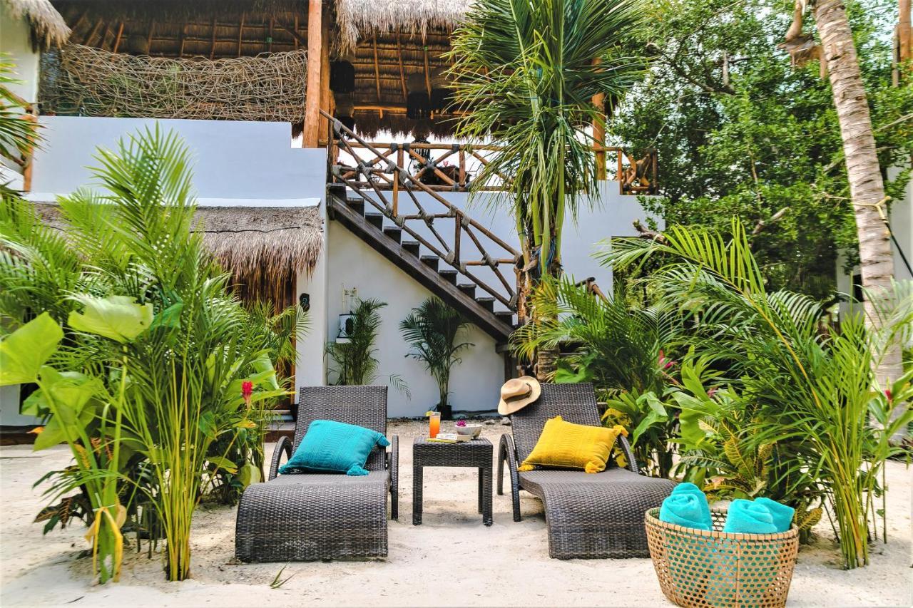 La Puerta Azul Beachfront - Adults Only Hotel Isla Holbox Exterior photo