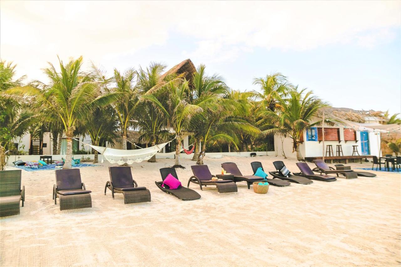 La Puerta Azul Beachfront - Adults Only Hotel Isla Holbox Exterior photo